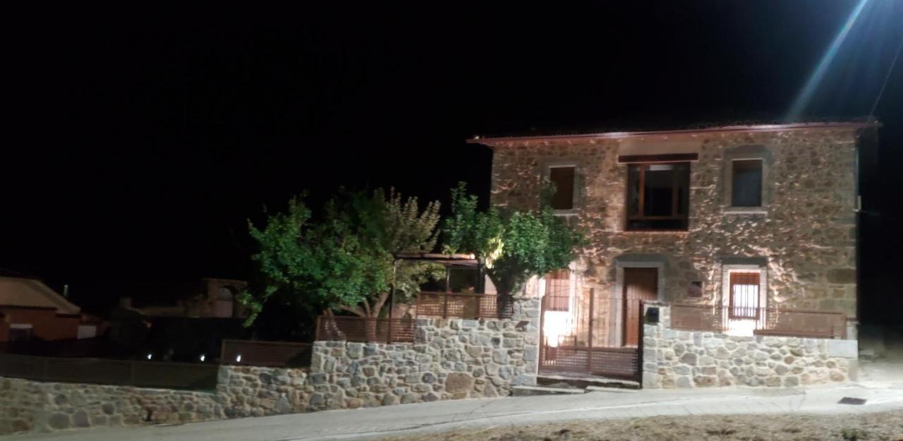 Casa Rural Carmen Luna Mallo de Luna Exterior photo